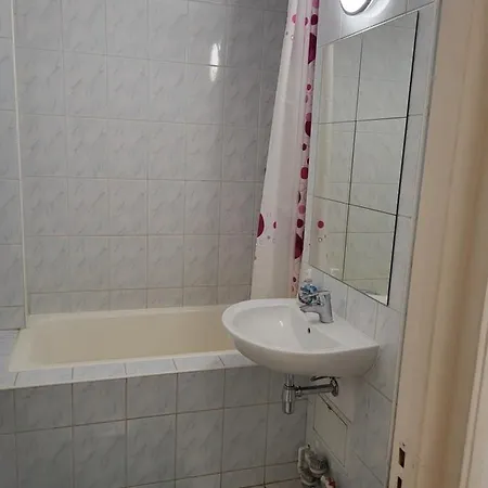 Apartament Romancierilor Apartment *