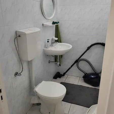 Apartment Apartament Romancierilor Bucharest