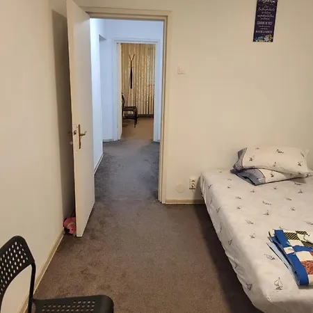 Apartament Romancierilor *